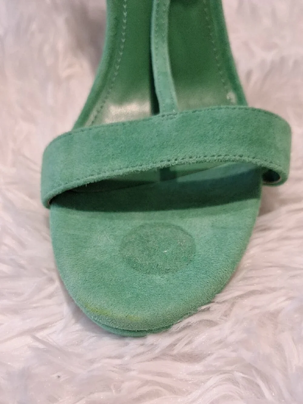 GUESS Green Suede T-Strap Block Heel Sandals